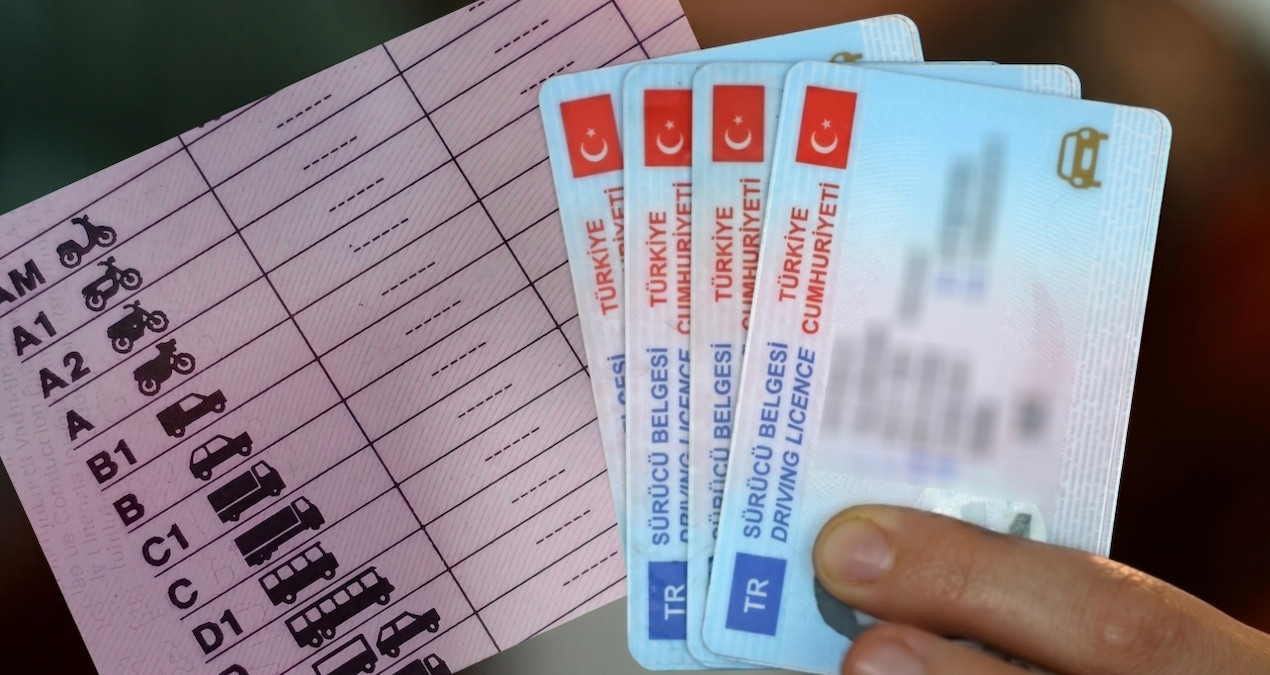 Ehliyette yeni yaş sınırı: Yenileme süreleri tamamen değişiyor