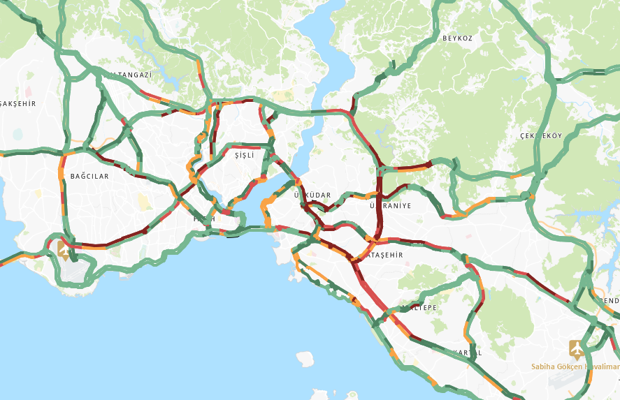 İstanbul'da bayram tatili sonrası trafik çilesi! Kuyruklar metrelerce uzadı