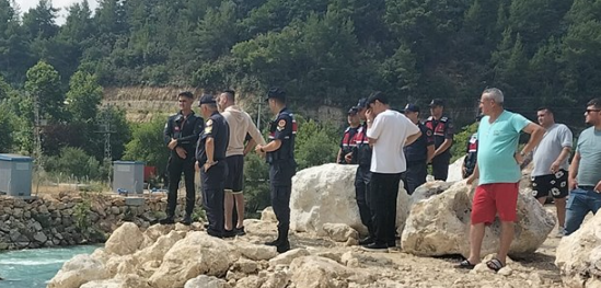 Çayda akıntıya kapıldı bir daha haber alınamadı