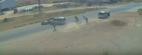 Mardin’de filmleri aratmayan silahlı kavganın görüntüleri ortaya çıktı