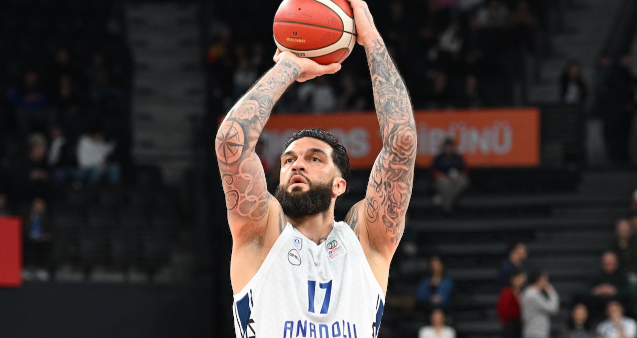 Anadolu Efes’ten Vincent Poirier açıklaması