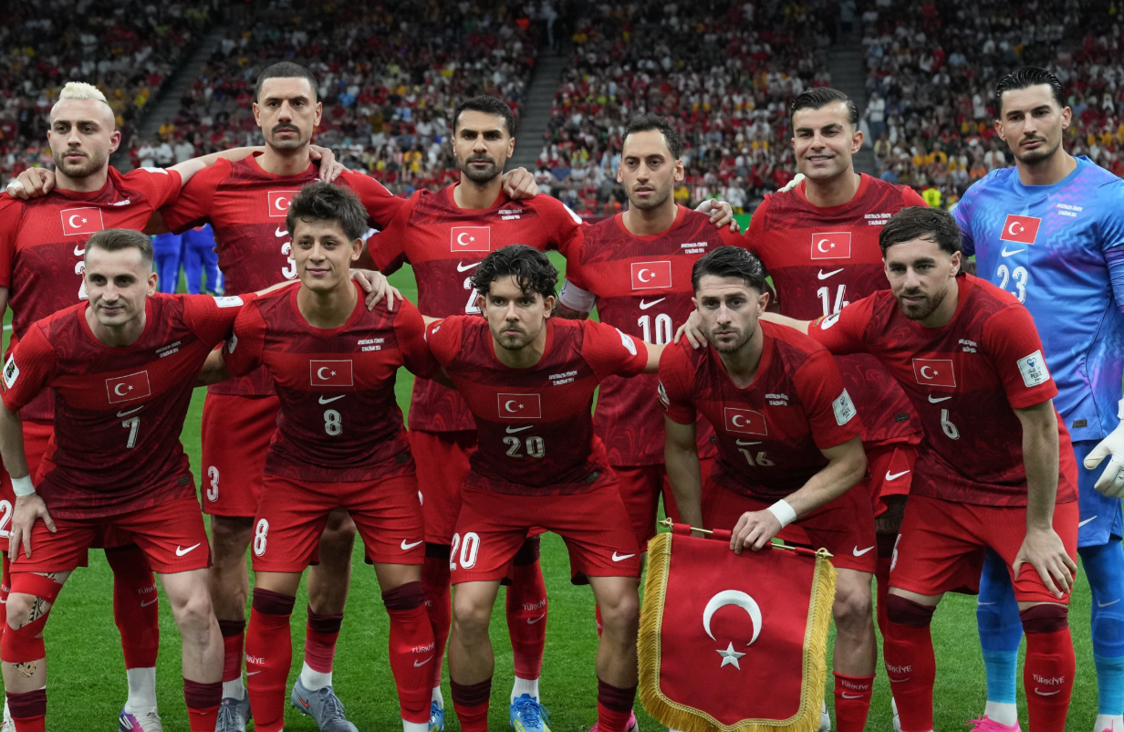 Hacıosmanoğlu villa hediye edecekti! Milli futbolculardan çarpıcı karar