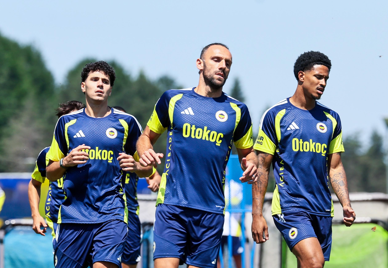 Sahayı sedyeyle terk etti! Fenerbahçe'ye bir sakatlık şoku daha
