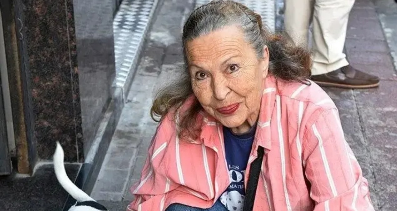 Yeşilçam efsanesi 'Panter Emel' hayatını kaybetti