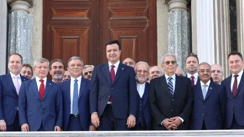Siyaseti hareketlendiren kare sonrası Erbakan konuştu... Destekleyecekleri cumhurbaşkanı adayını açıkladı