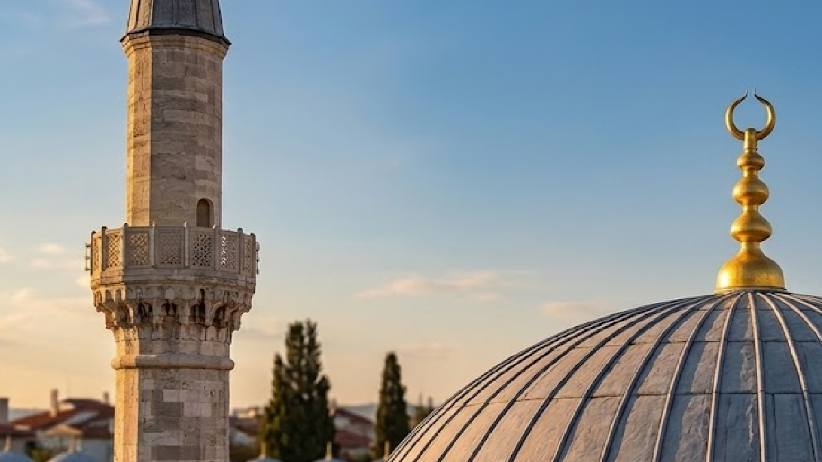 Ülke ezanı yasaklamaya hazırlanıyor