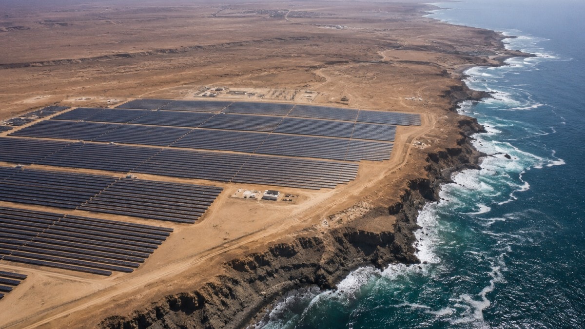 Çölde üretecekleri elektriği 4 bin kilometre öteye gönderecekler