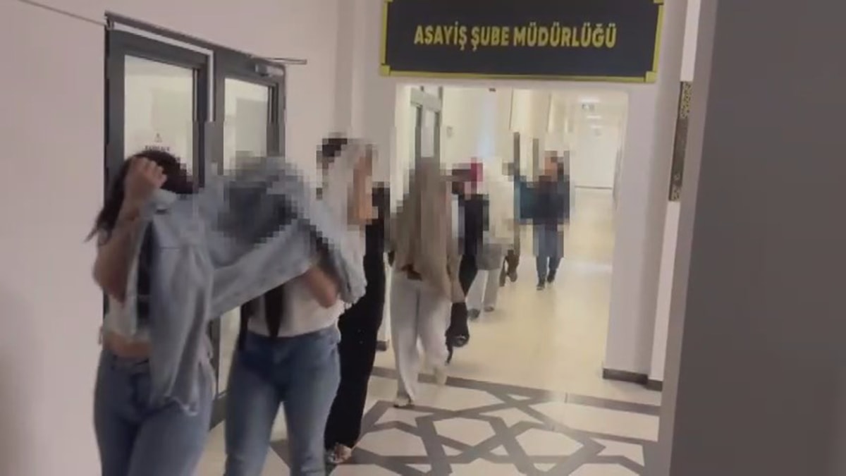 11 ilde fuhuş operasyonu: Çok sayıda gözaltı var
