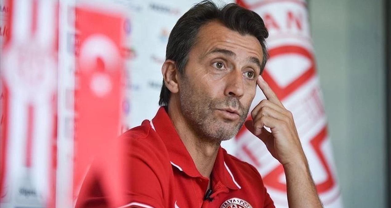 Bülent Korkmaz Antalyaspor'un başına geçti