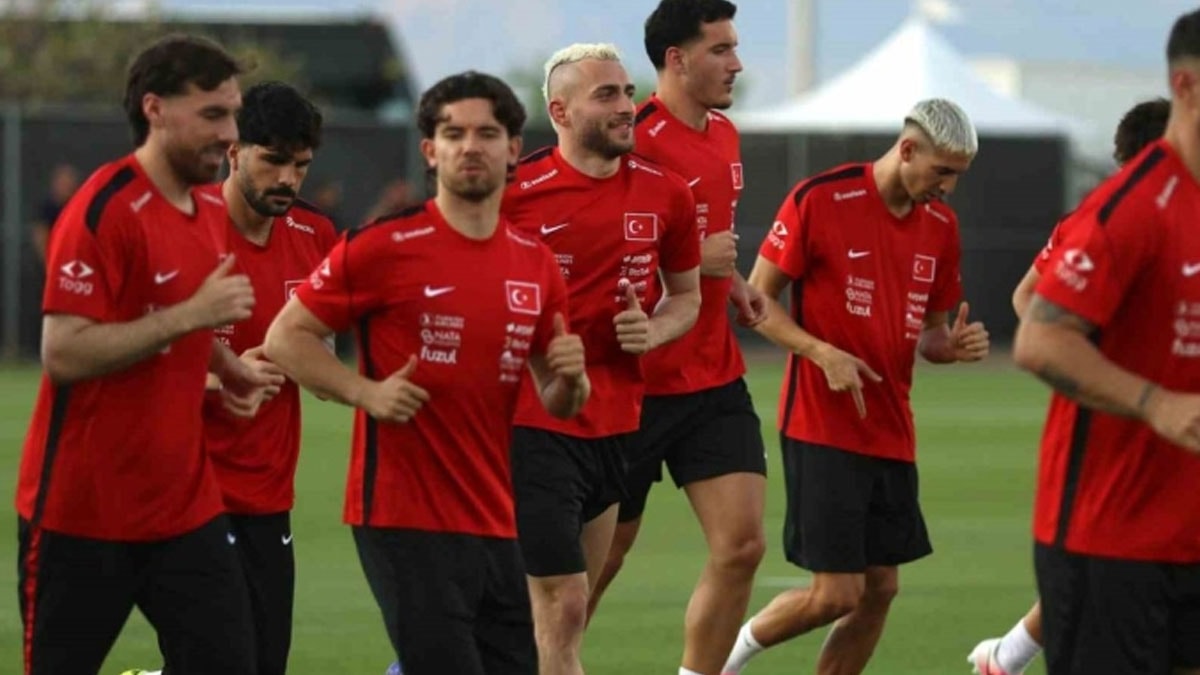 Milli Takım, Paraguay maçı hazırlıklarına başladı