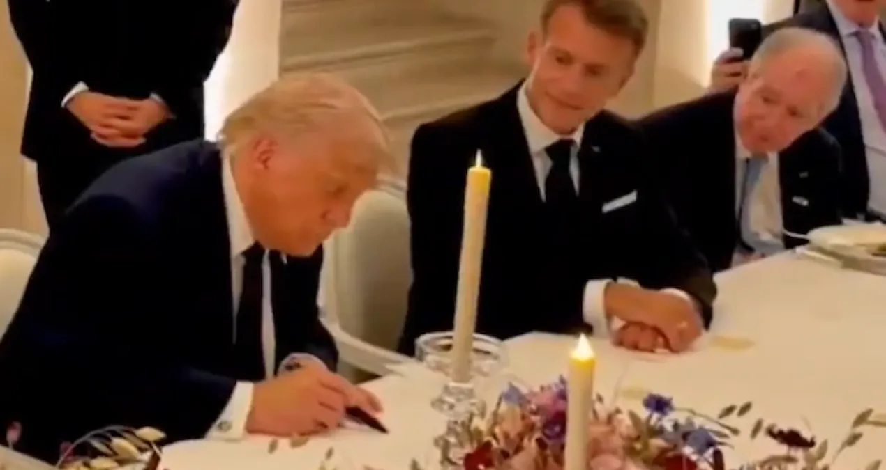 Tarihi imza böyle atıldı... Macron izlerken salondan alkış yükseldi...