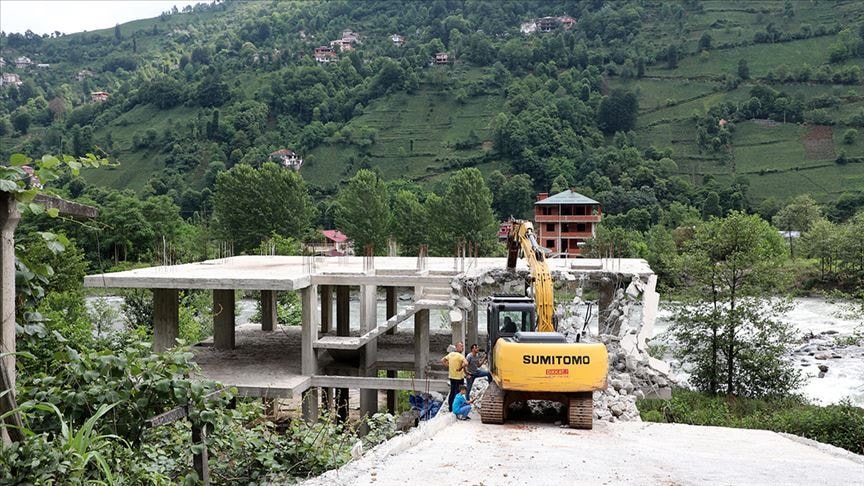 Bu yapılara elektrik, su ve doğal gaz bağlanmayacak! İhlal eden kuruma abone başına 100 bin TL ceza