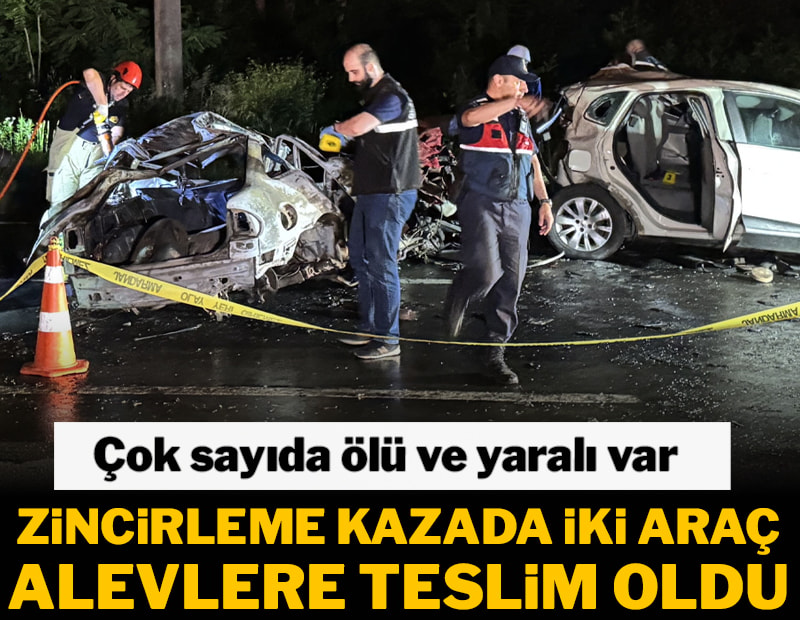 Zincirleme kaza sonrası 2 araçta yangın: Çok sayıda ölü ve yaralı var