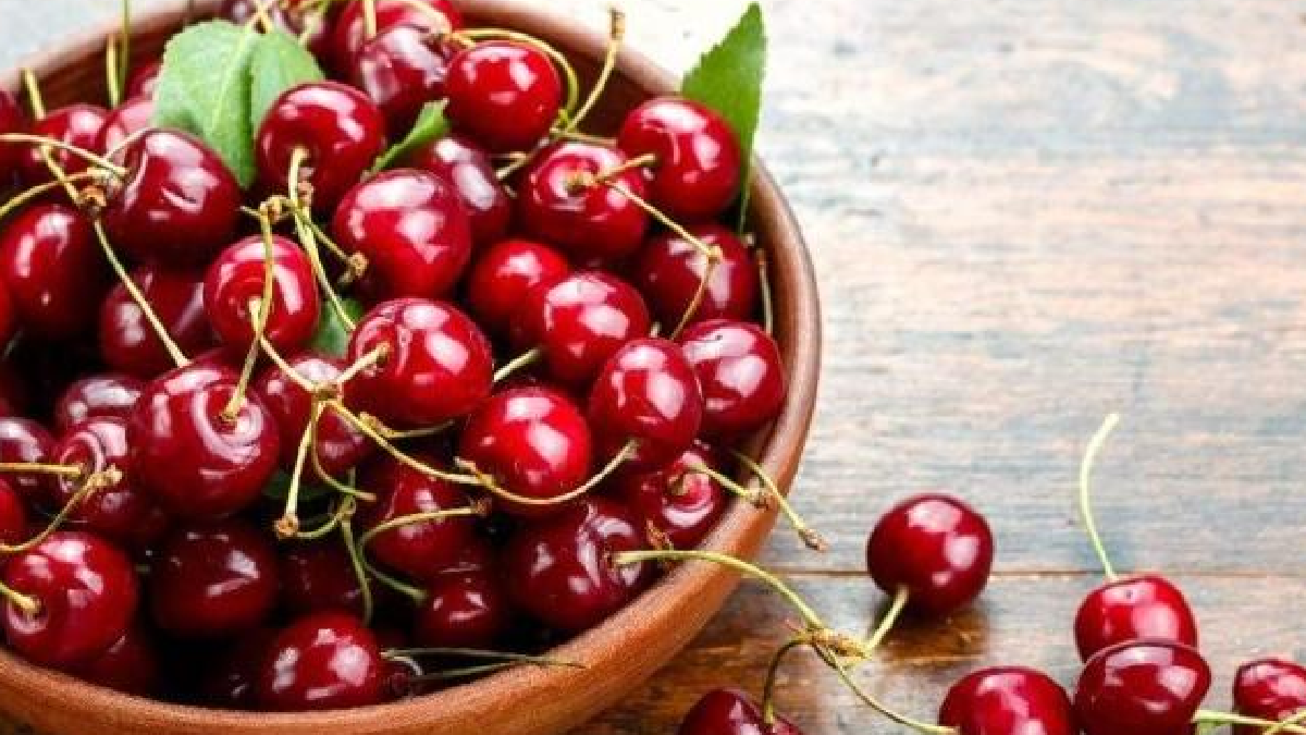 Kirazın ömrünü uzatan sır: Meğer herkes yanlış saklıyormuş