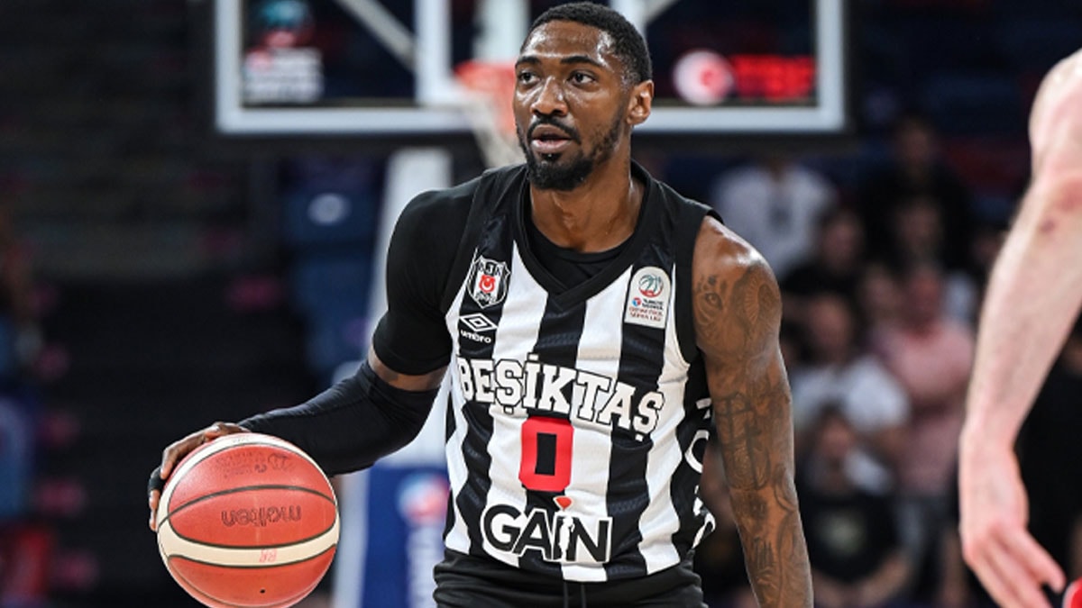 Beşiktaş'a final serisinde şok: Aşil tendonu koptu