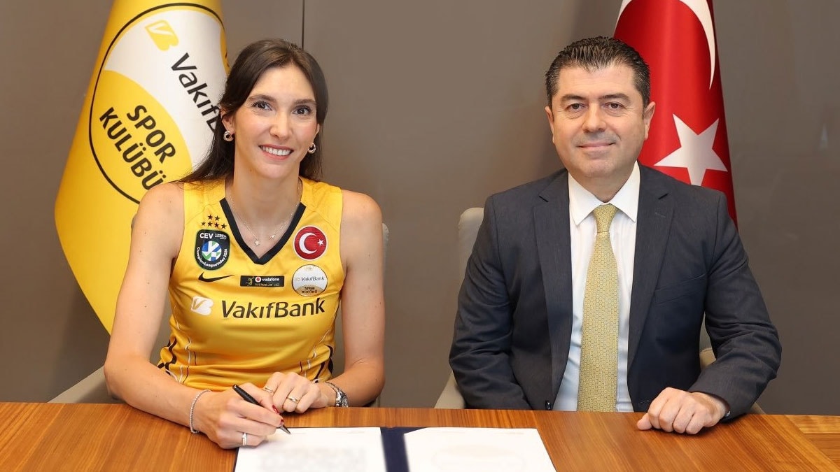 Naz Aydemir Akyol 8 yıl sonra VakıfBank'ta