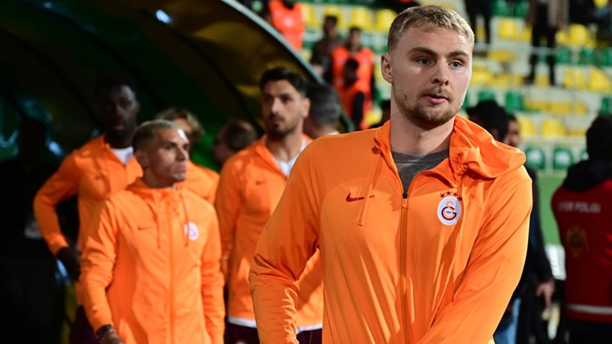 Okan Buruk o ismin üstünü çizdi: Takımda kesinlikle istemiyor