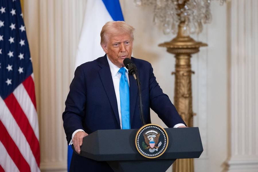 Trump yalanladı, Başkan Yardımcısı doğruladı: İran ABD'den 300 milyar dolar fon alacak