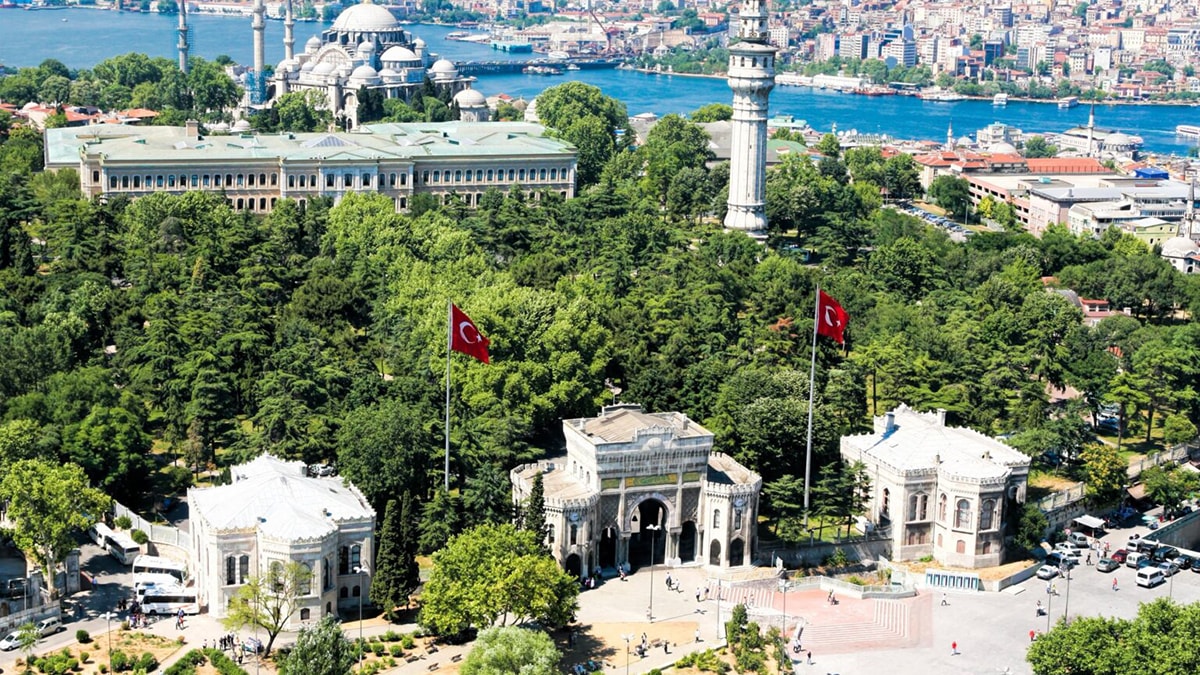 Liyakatin tabutuna son çivi