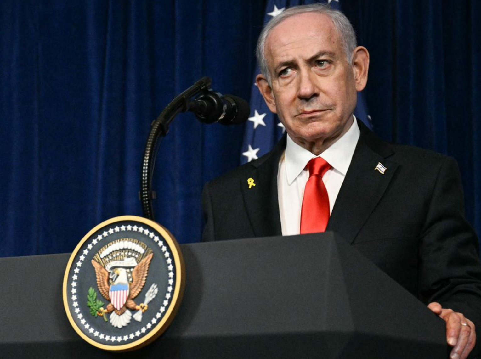 Netanyahu'nun korktuğu her şey başına geliyor