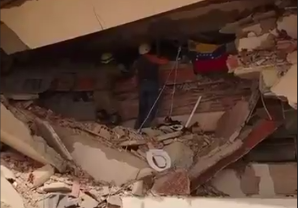 Deprem faciasında ölü sayısı 920'ye çıktı: 1.500'ü aşması bekleniyor