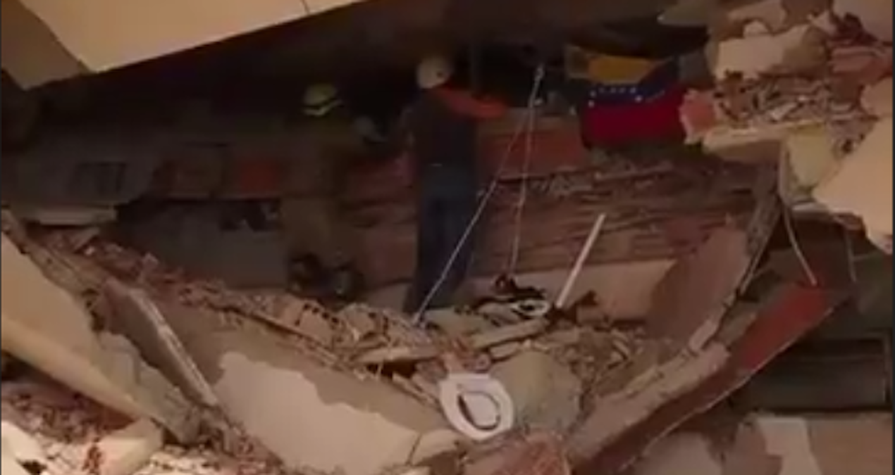 Deprem faciasında ölü sayısı 920'ye çıktı: 1.500'ü aşması bekleniyor