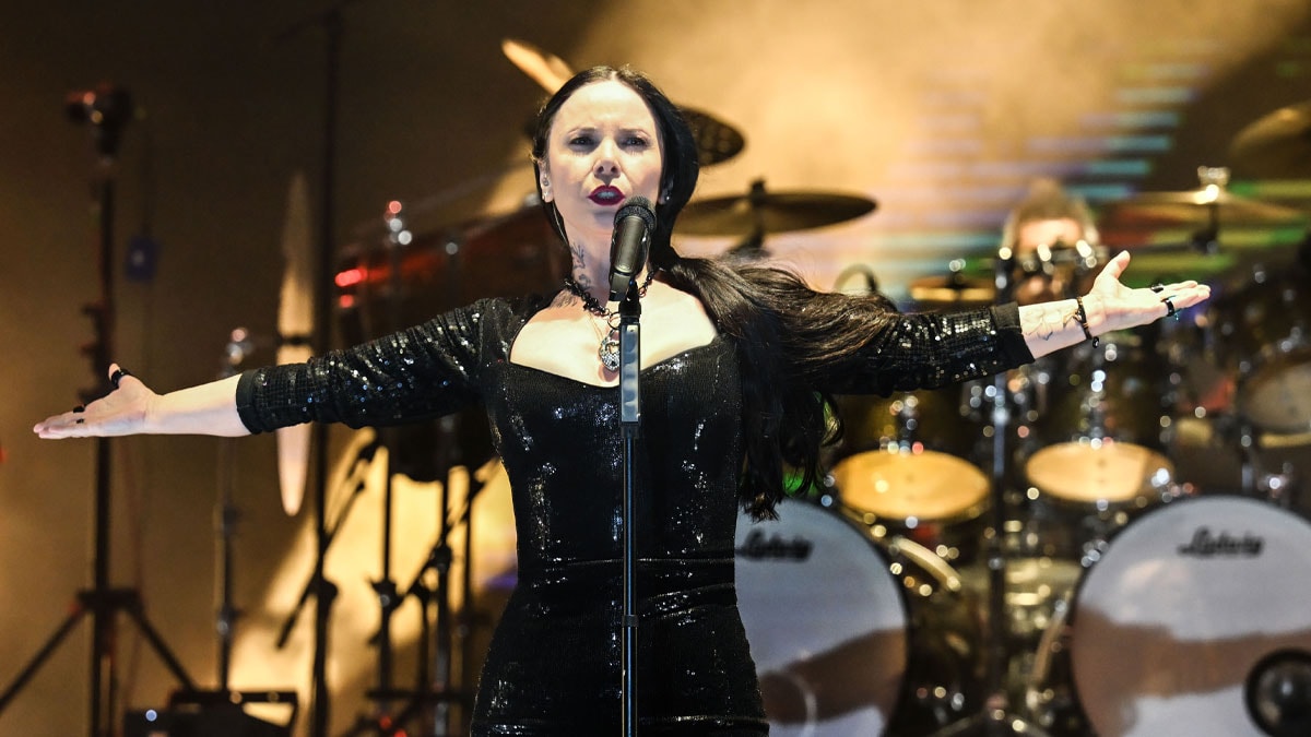Bir döndü pir döndü: Şebnem Ferah yeni konser tarihlerini duyurdu