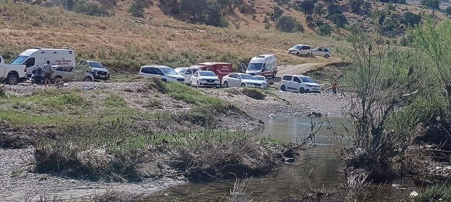 Serinlemek için Dicle Nehri'ne giren genç boğuldu