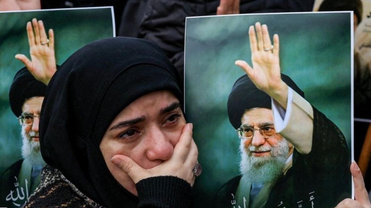Irak'tan Hamaney için cenaze törenine onay