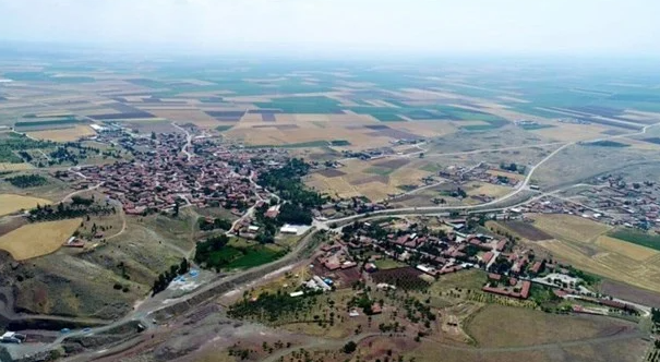 Emrullah Turanlı gözünü Alpu Ovası’na dikti: Tahıl deposunda altın arayacak