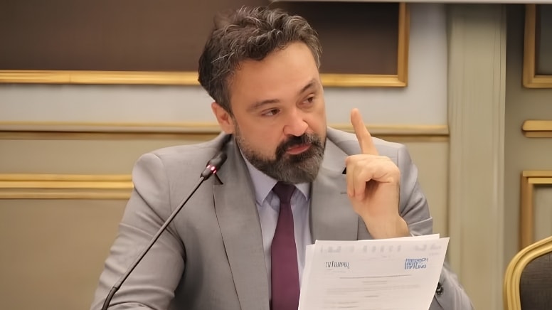 Sosyal medyadan duyurdu: Kılıçdaroğlu, vekillikten azletti