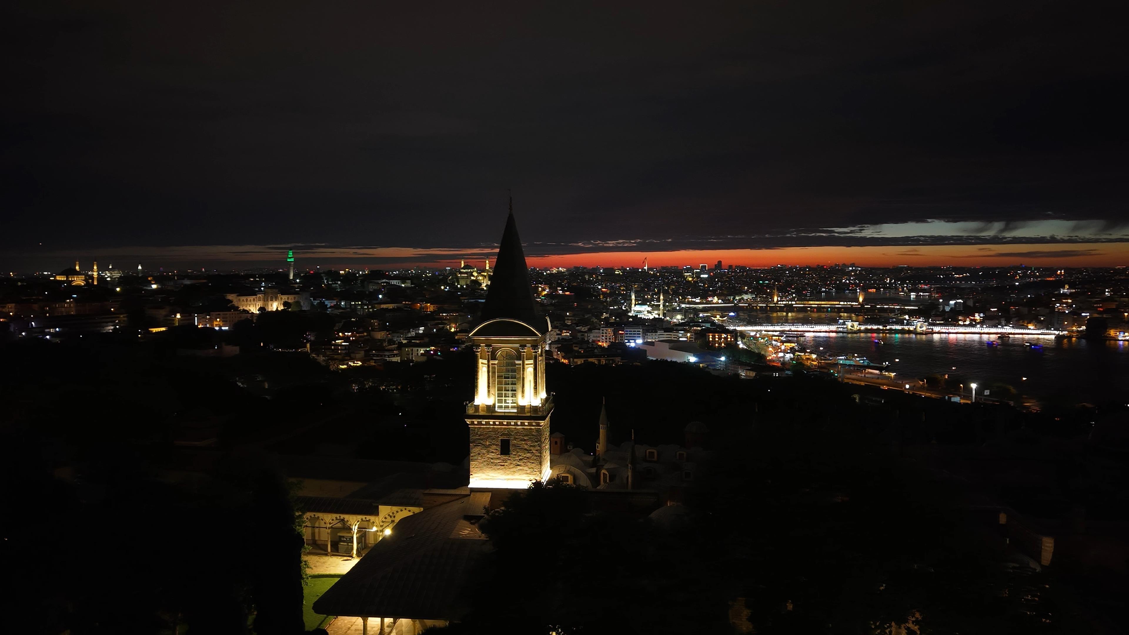 Topkapı Sarayı gece ziyaretleri başladı