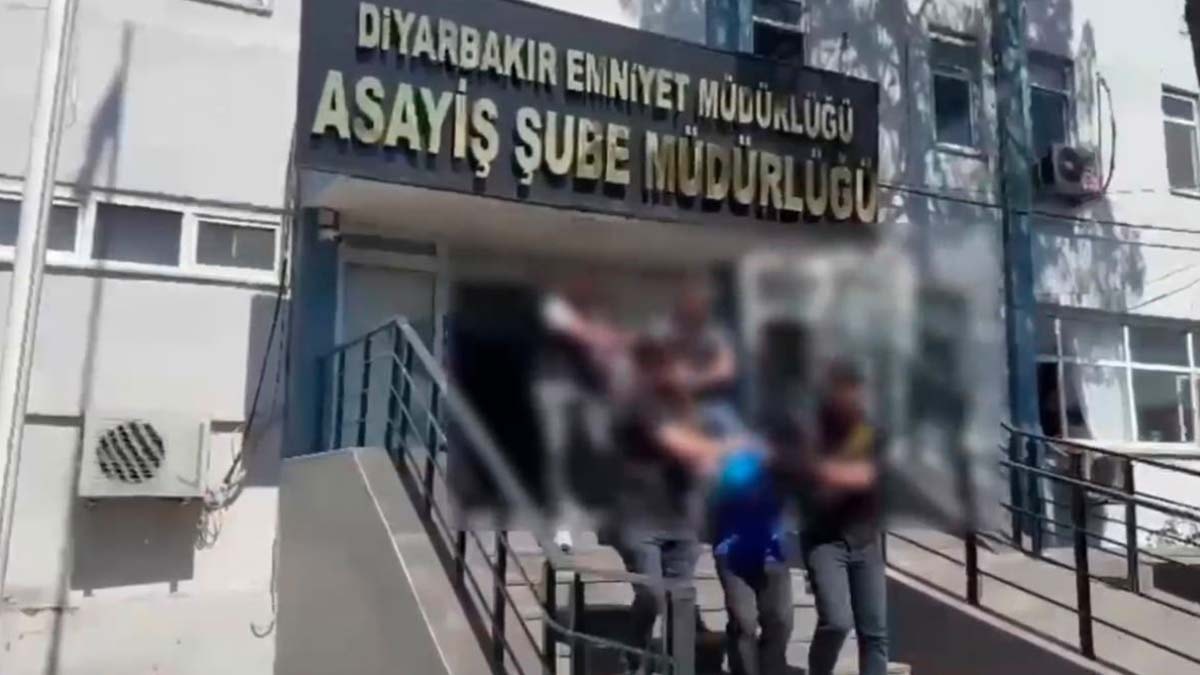 Banka şubesine silahlı saldırı! 2 şüpheli tutuklan