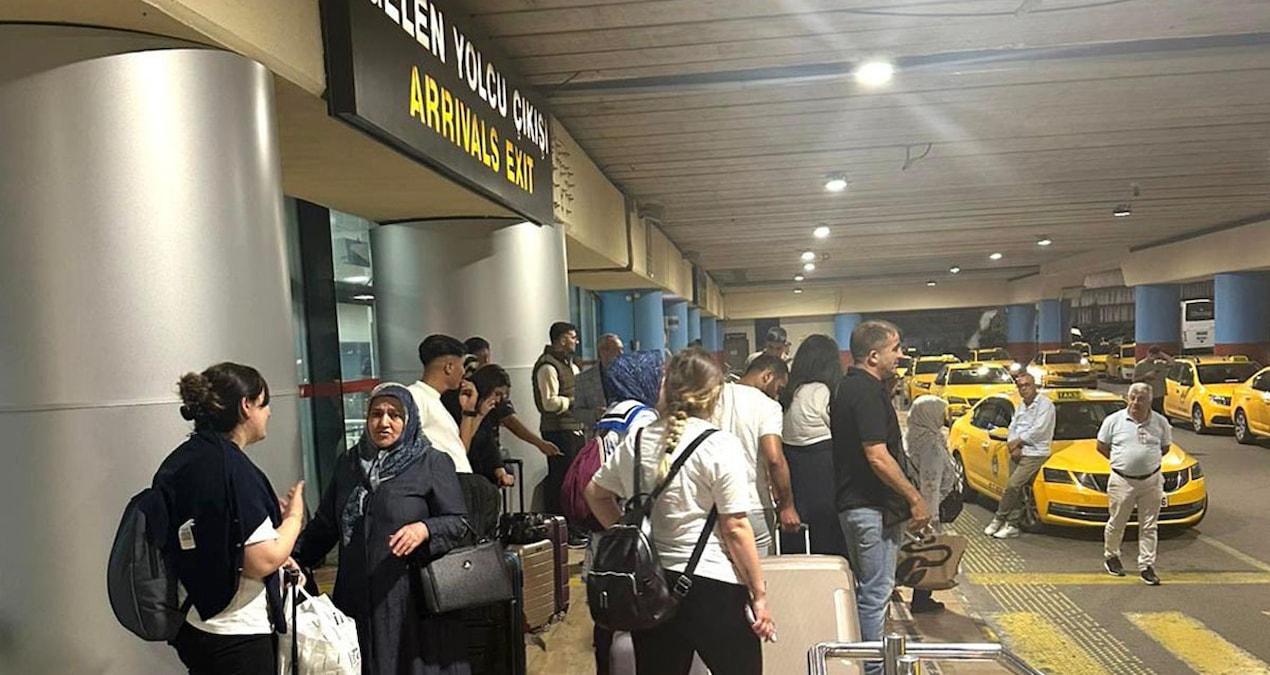 Havalimanında ışıklar arızalandı: Erzurum'a gitmek isterken kendilerini Trabzon'da buldular