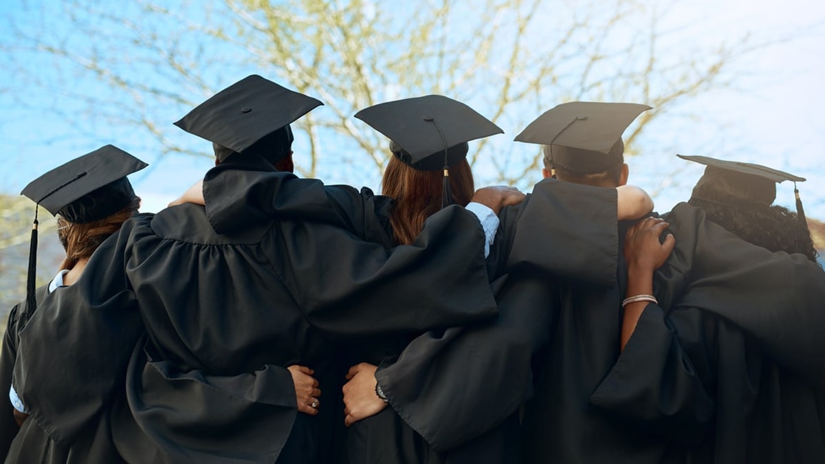 Üniversite diplomalarında yeni dönem: YÖK yeni sistemi duyurdu