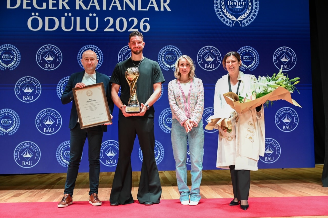 Milli basketbolcu Alperen Şengün’e Türkiye’ye değe