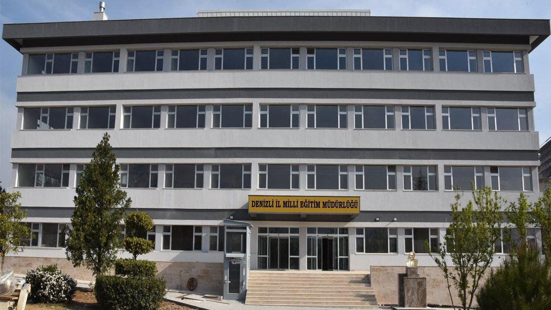 Müdürle tartıştı, başına gelmeyen kalmadı!