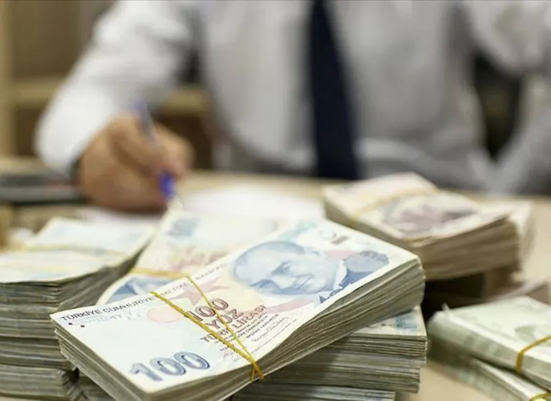 Vergi, trafik cezası, öğrenim kredilerisi borçlarına 72 ay taksit geliyor
