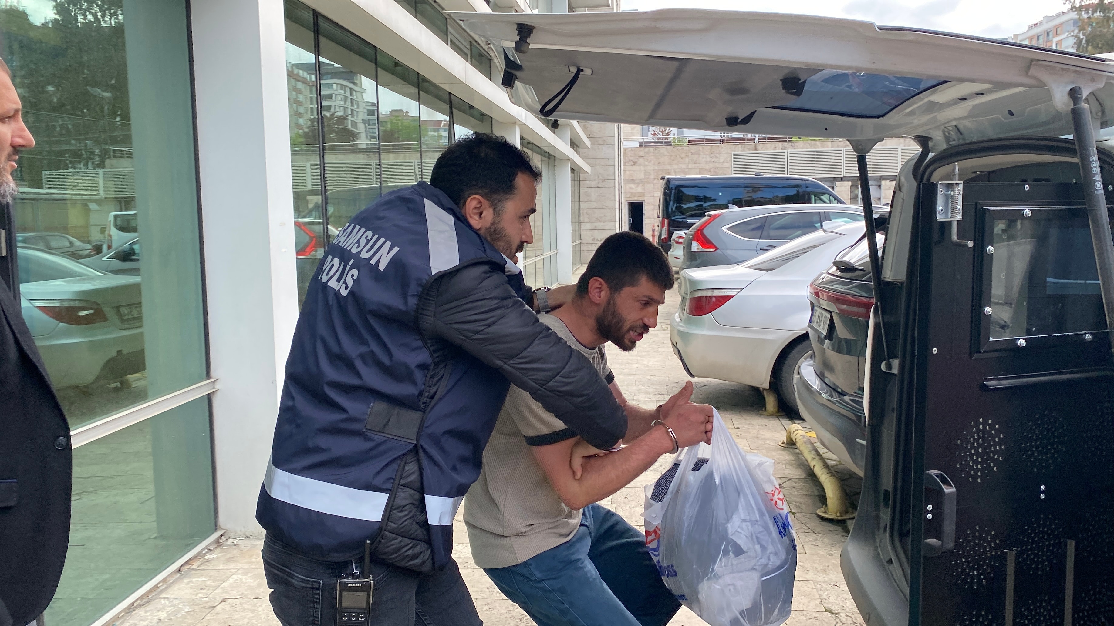 Çıkan arbede sonrası anne şikayetçi oldu, oğul tutuklandı