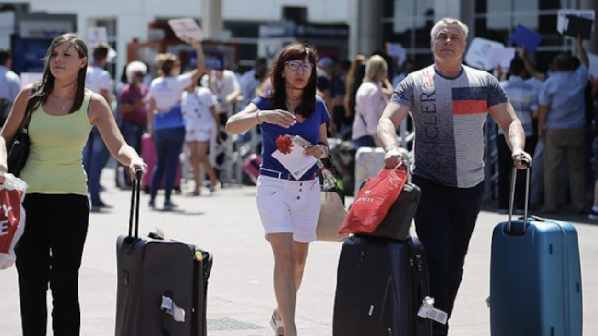 Ruslar Antalya'dan vazgeçti artık bu ilimize akın ediyorlar