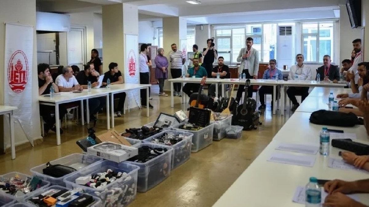 İETT’de unutulan eşyalar açık artırmada satıldı: Bir ürün ise çok dikkat çekti