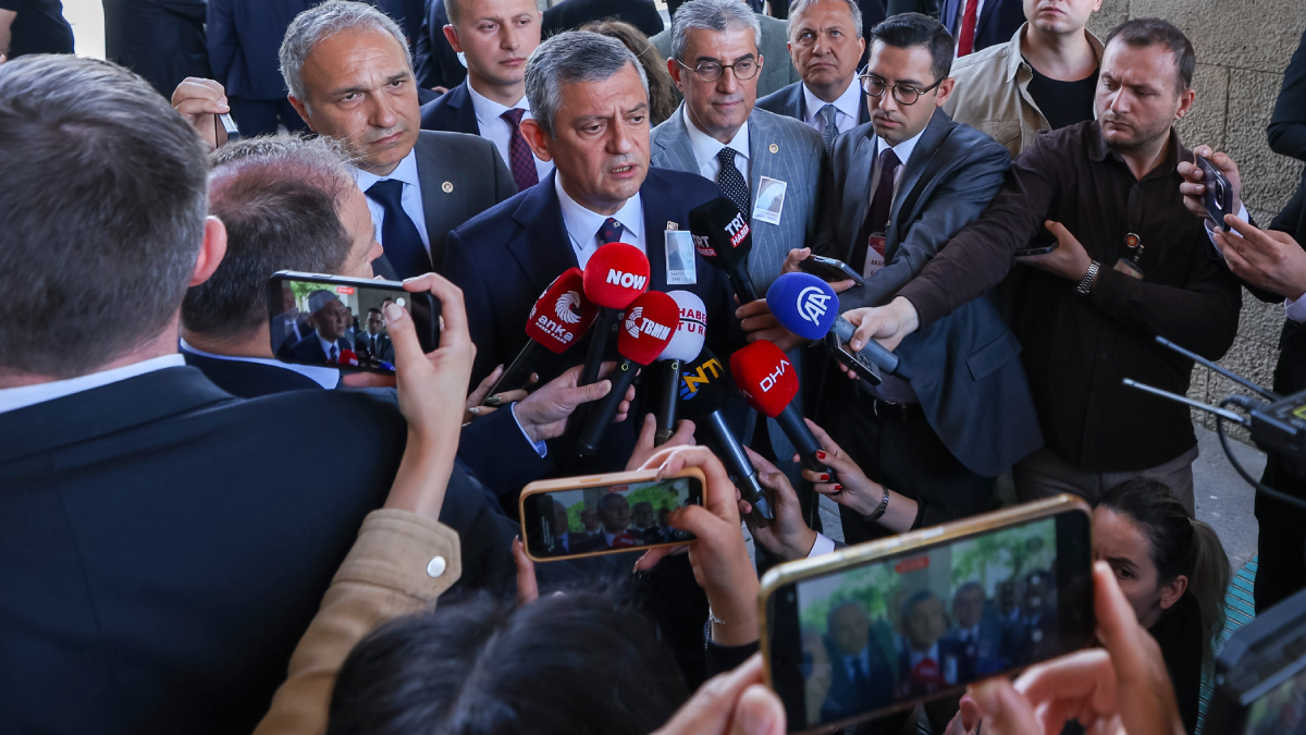 Özel'den Kılıçdaroğlu'nun sağ koluna 'derin devlet' tepkisi
