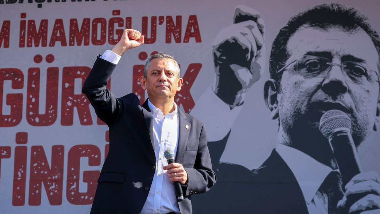 Özel'in ekibi için yol ayrımı kaçınılmaz mı?