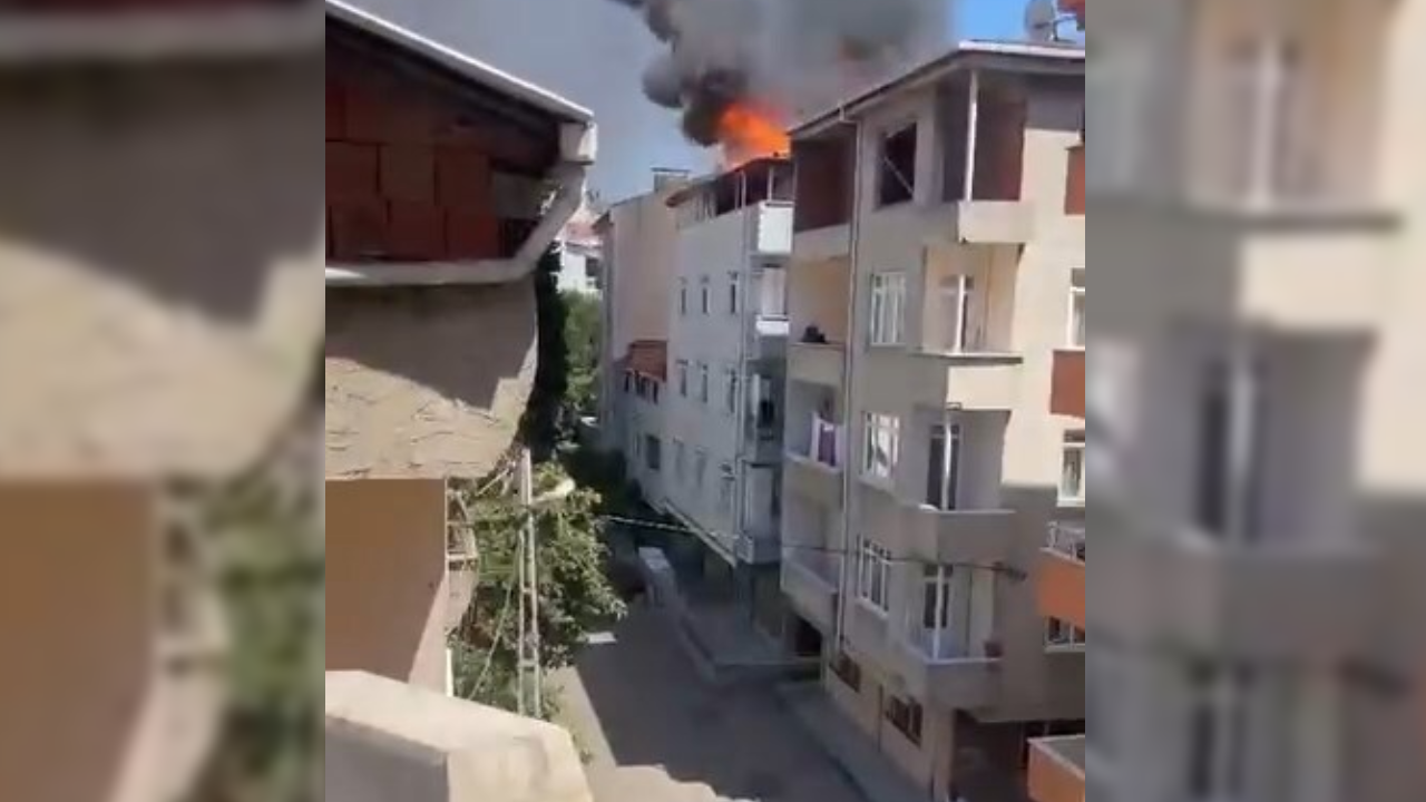 Pendik'te alevler binanın çatısını bir anda sardı