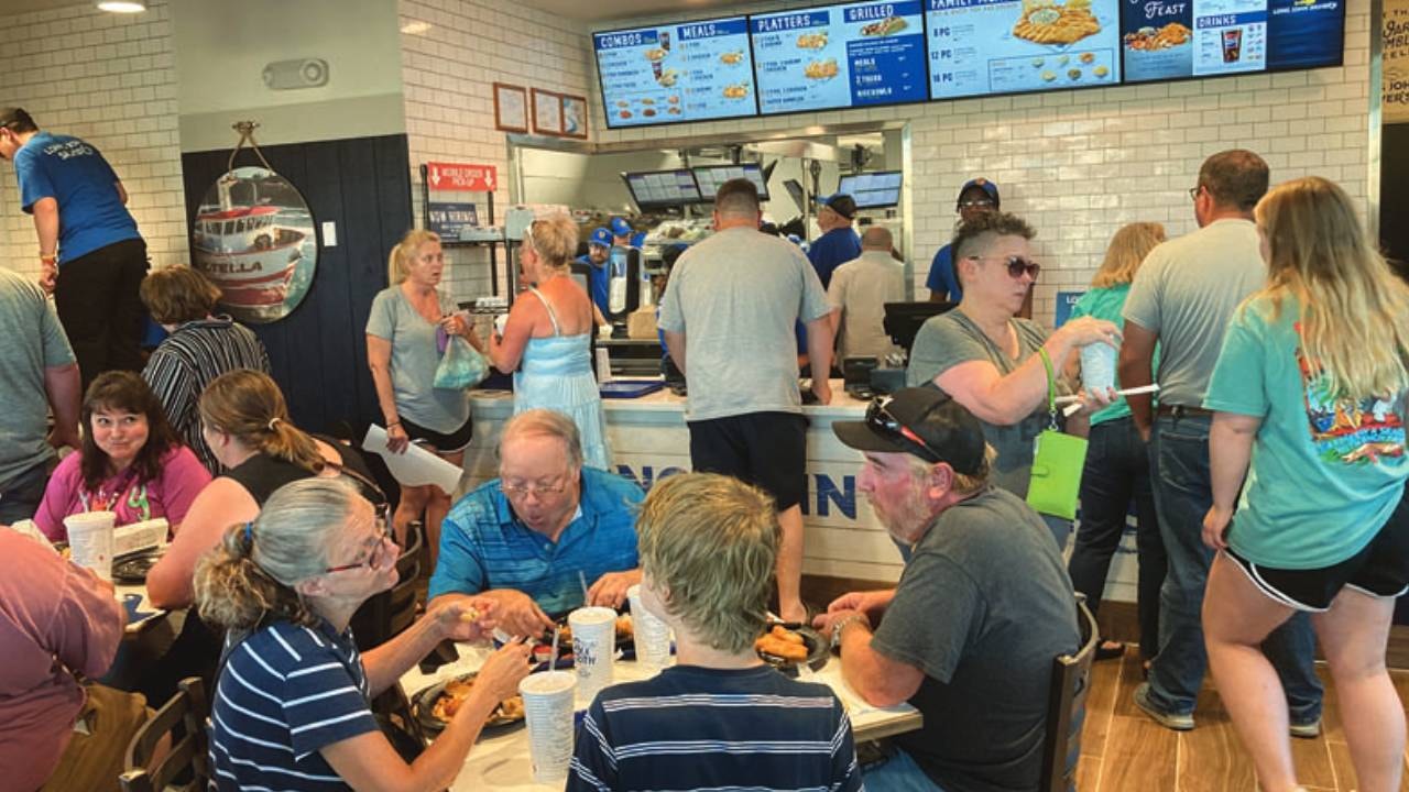 57 yıllık fast food devi 700 şubesini kapattı: İflasın eşiğine geldi