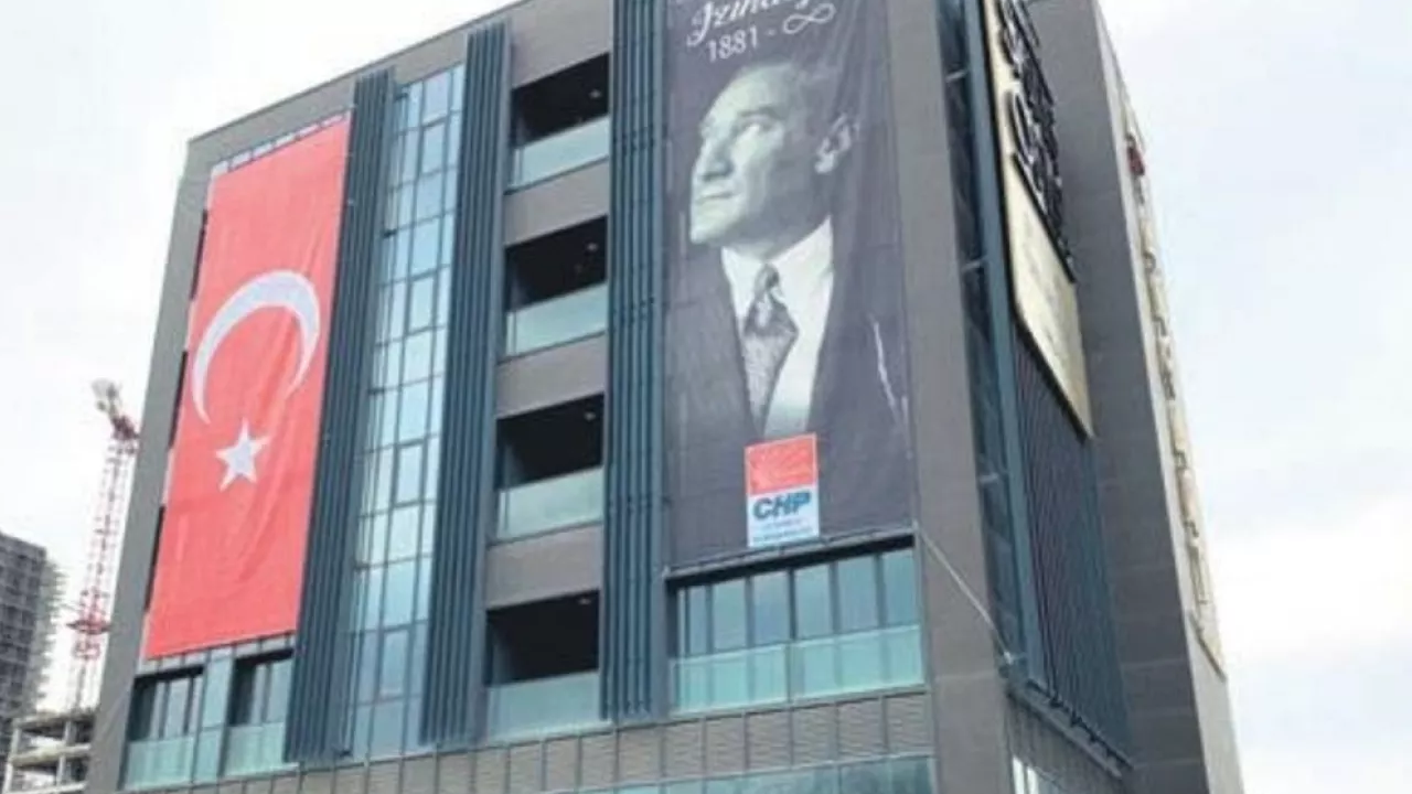 CHP İstanbul İl Başkanlığı seçimlerine ilişkin dava 17 Kasım'a ertelendi