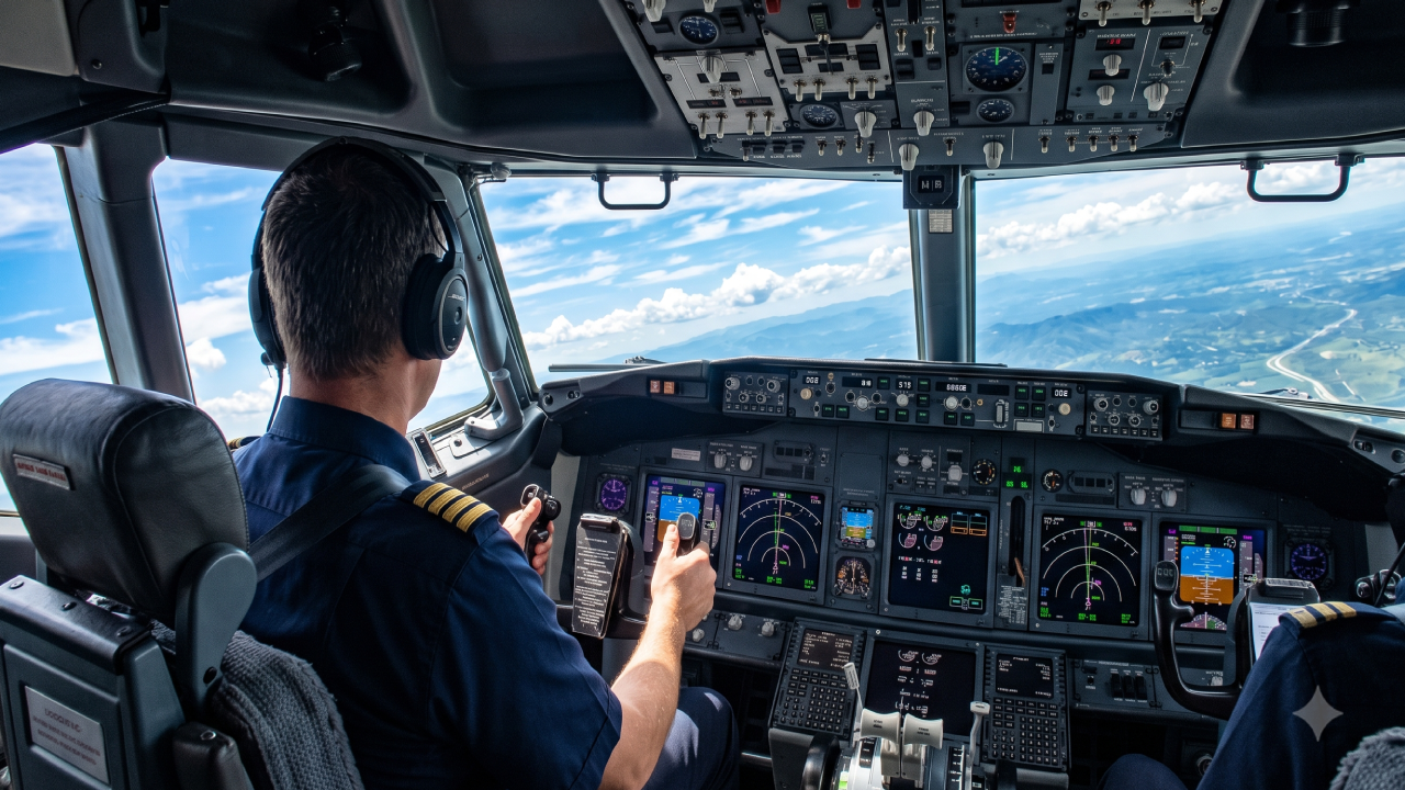 Sahte Pilot skandalı! 17 yıl ehliyeti olmadan uçuş yapmış