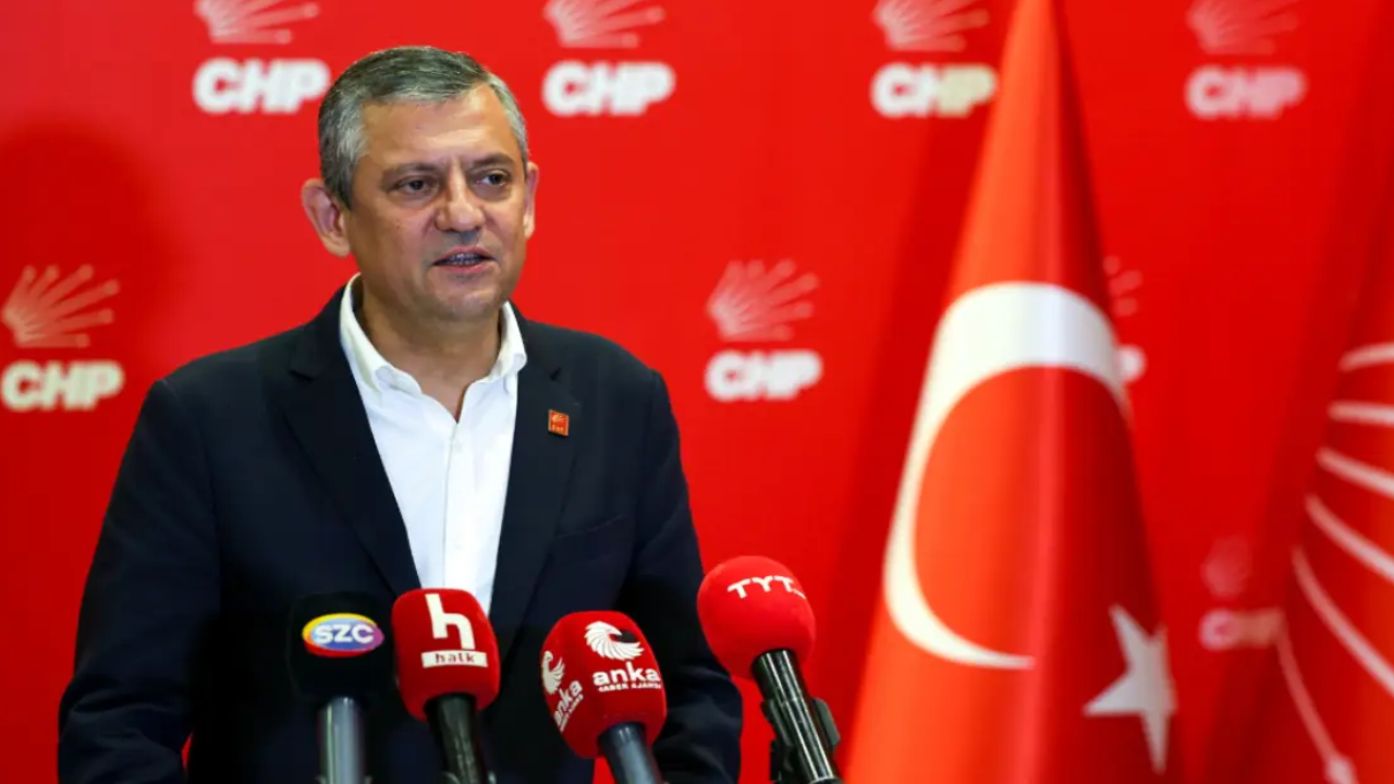 Son dakika: Özel'in Manisa ekibine operasyon! Ekip
