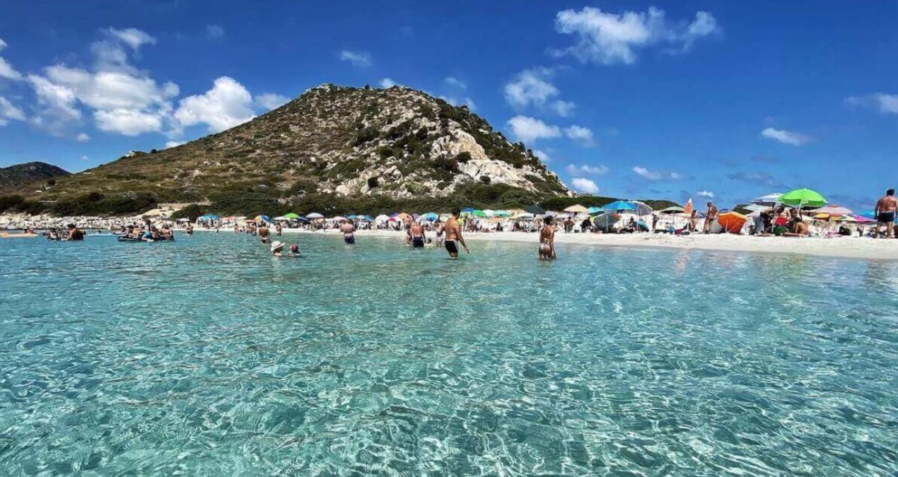 Plajda şemsiye açmayı yasakladılar