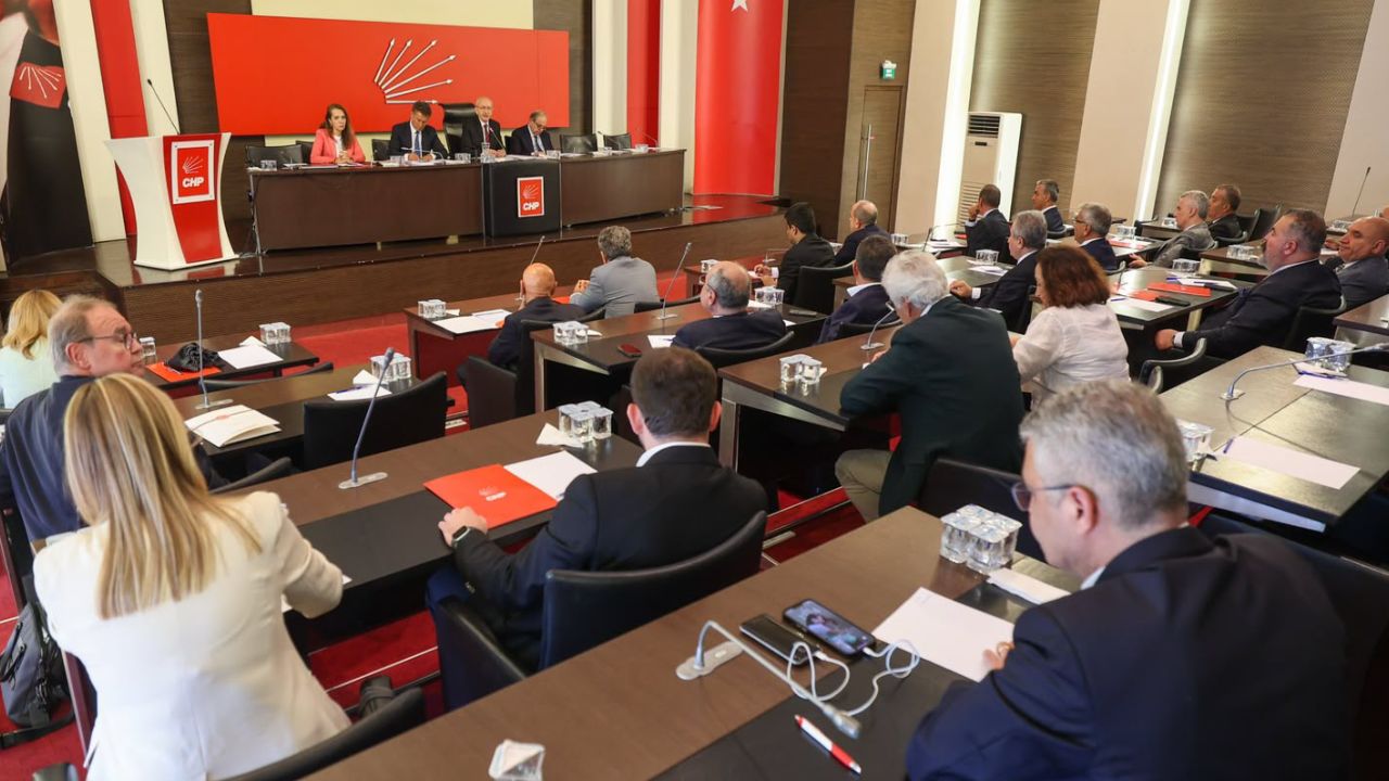 Kılıçdaroğlu’nun CHP’sinde “Görünmez Parti Meclisi” dönemi